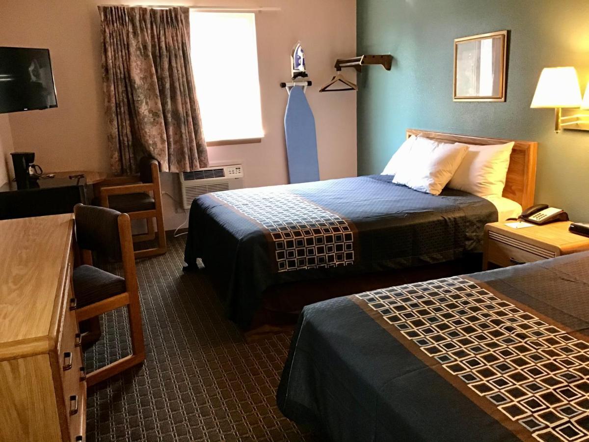 Travelodge By Wyndham Worland Extérieur photo