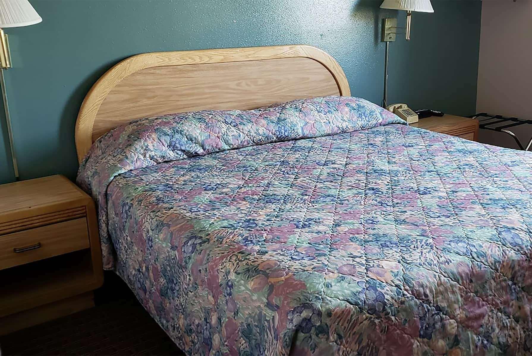 Travelodge By Wyndham Worland Extérieur photo
