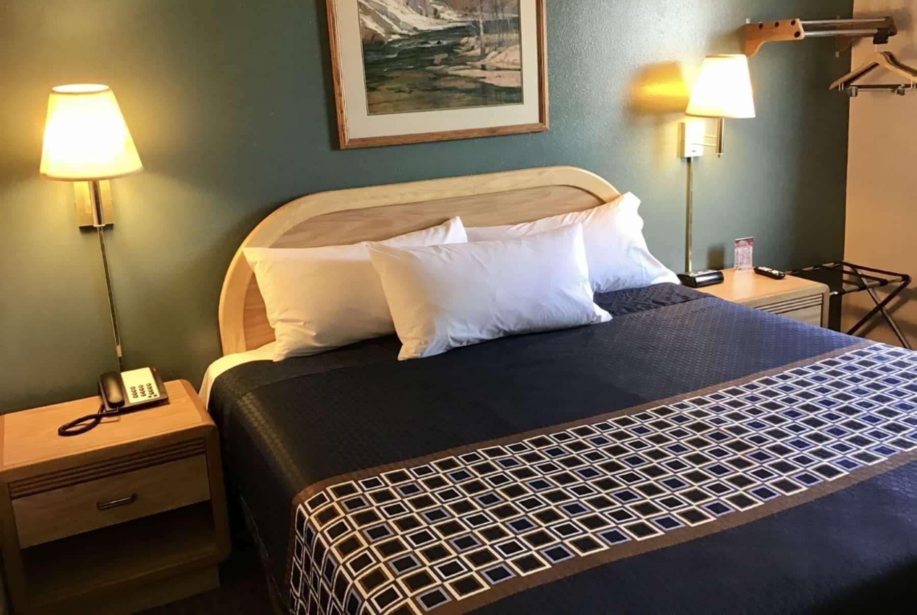 Travelodge By Wyndham Worland Extérieur photo